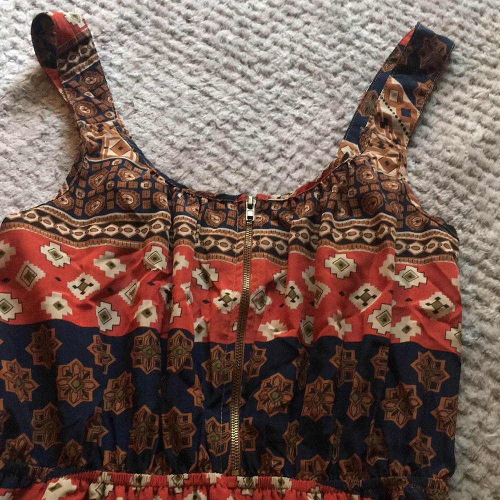 Patterned Dress - Picture 2 of 3